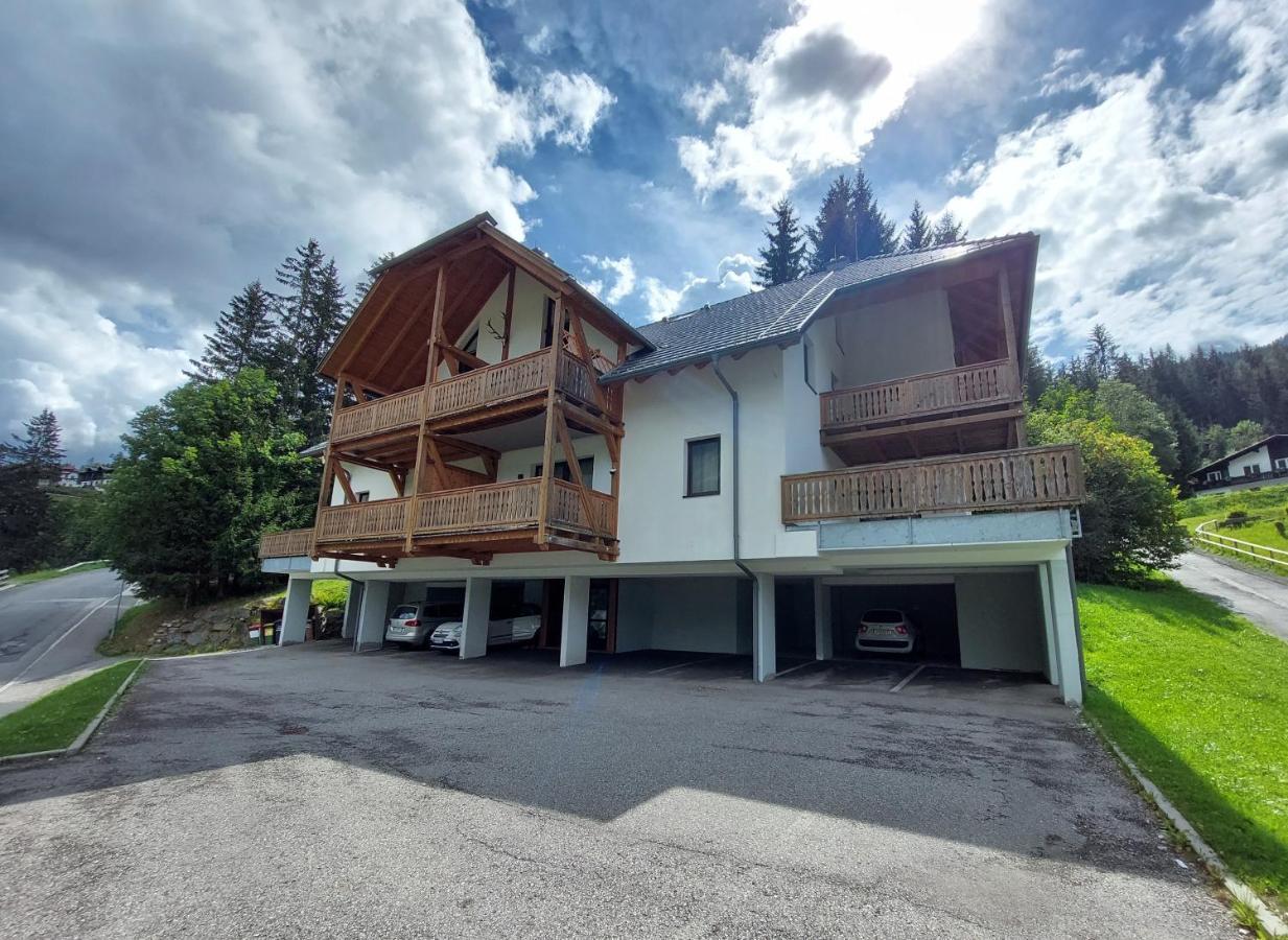 Alpenflair - Charming Ski-To-Door Apartment Bad Kleinkirchheim Eksteriør bilde